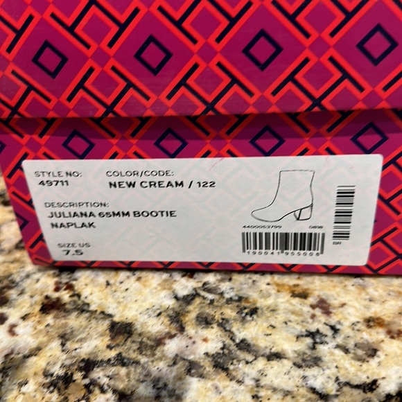 Tory Burch Juliana 65mm Bootie Naplak - Picture 14 of 14